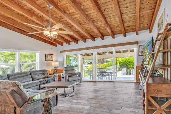 Big Pine, FL 33043,30366 Falcon Lane