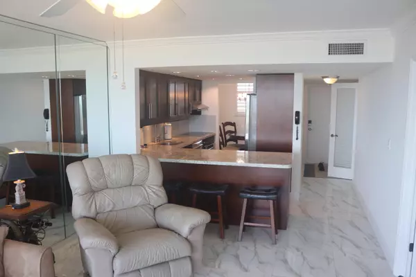 Tavernier, FL 33070,88540 Overseas Highway #605