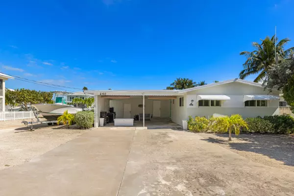 Tavernier, FL 33070,240 S Coconut Palm Boulevard