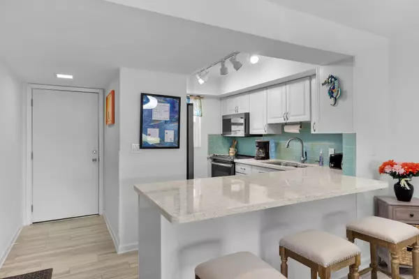 Marathon, FL 33050,389 N Anglers Drive #105