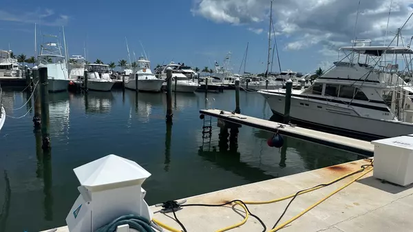 Stock Island, FL 33040,5950 Peninsular Avenue #643