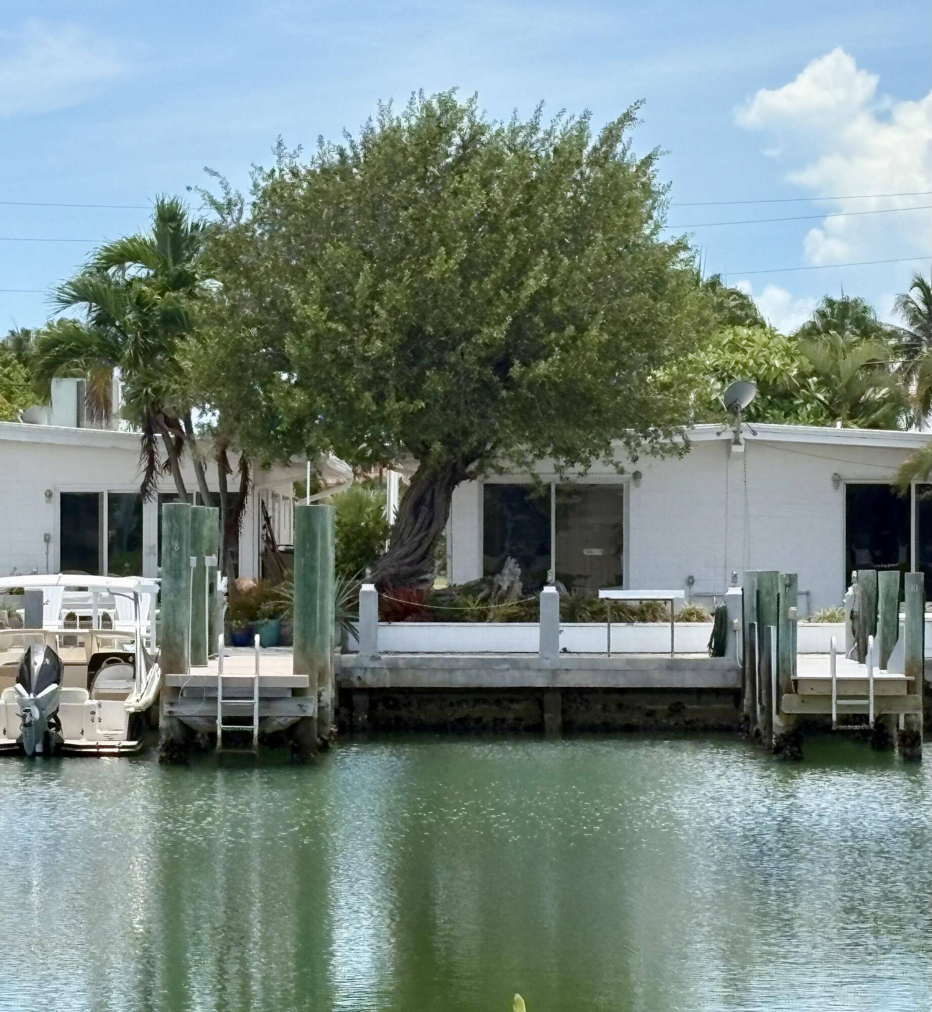 10 7th Street, Key Colony, FL 33051