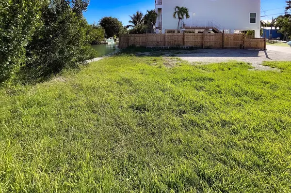 Saddle Bunch, FL 33040,1A Palm Drive