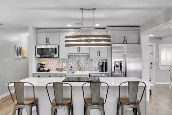 Key Colony, FL 33051,601 8Th Street