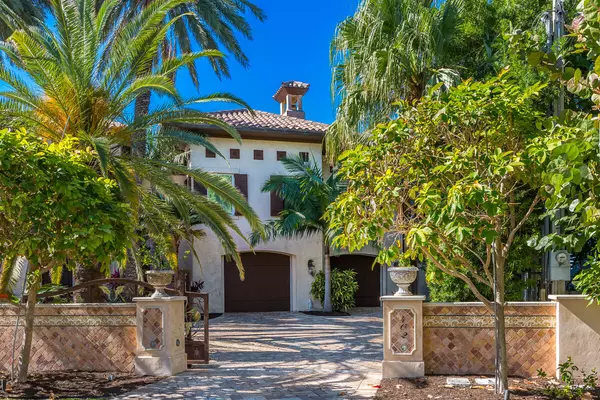 Duck, FL 33050,402 Harbour Drive