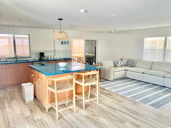 Key Largo, FL 33037,819 S Jade Drive