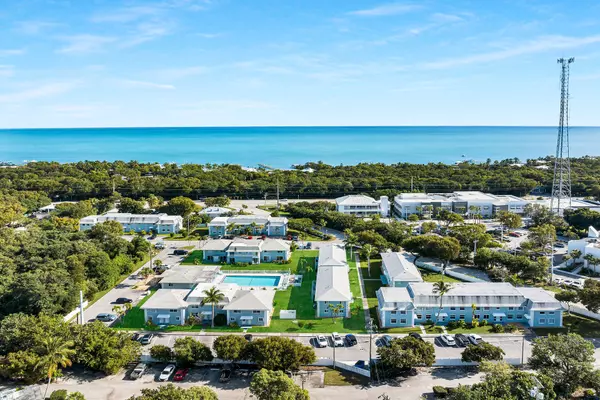 Tavernier, FL 33070,40 High Point Road #F-206