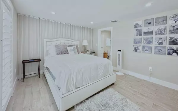 Key Largo, FL 33037,1210 Saratoga Lane