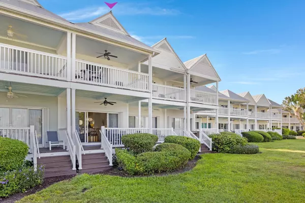 Duck, FL 33050,5071 Sunset Village Drive