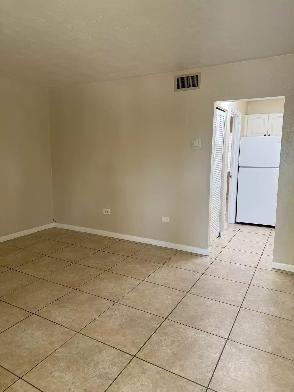 Tavernier, FL 33070,92330 Overseas Highway #206