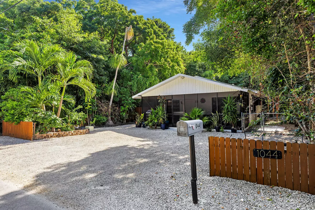 Key Largo, FL 33037,1044 Gibraltar Road