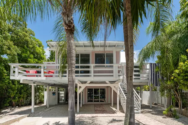 Islamorada, FL 33070,251 Pueblo Street