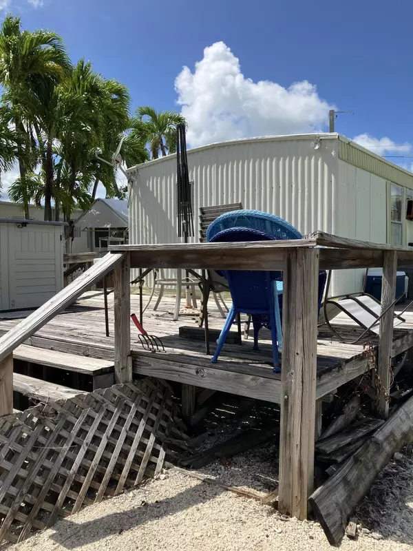 Geiger, FL 33040,290 Leo Lane