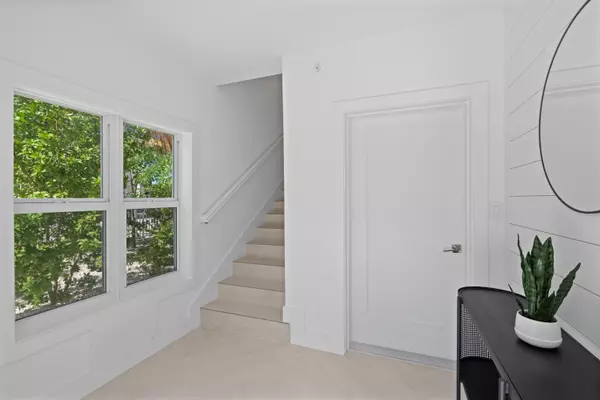 Islamorada, FL 33036,84745 Old Highway #4