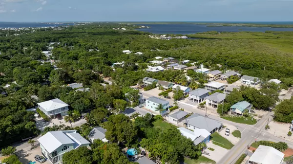 Key Largo, FL 33037,974 Oleander Road