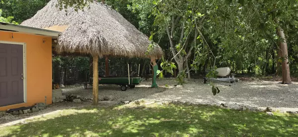 Key Largo, FL 33037,16 Pompano Avenue