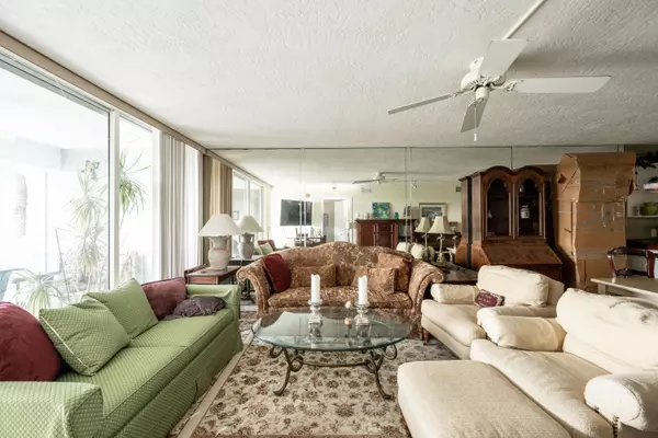 Key West, FL 33040,1901 S Roosevelt Boulevard #406W