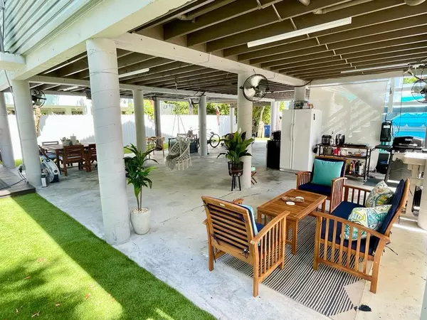 Key Largo, FL 33037,239 Lignumvitae Drive