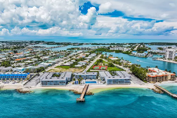 Key Colony, FL 33051,201 E Ocean Drive #311