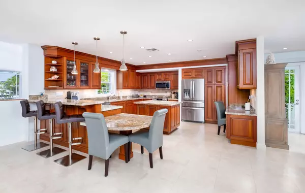 Islamorada, FL 33036,136 Giardino Drive