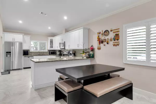 Key Largo, FL 33037,16 Jewfish Avenue