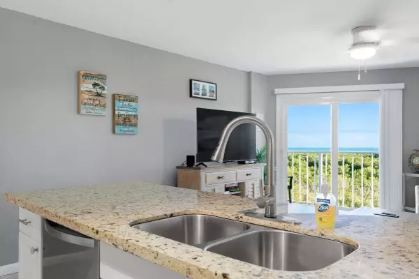 Tavernier, FL 33070,500 Burton Drive #2313