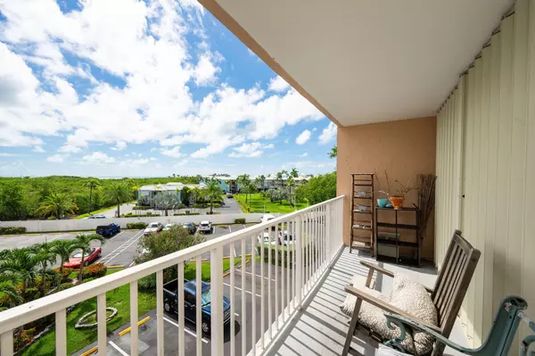 Key West, FL 33040,3930 S 3930 Roosevelt Boulevard #S303