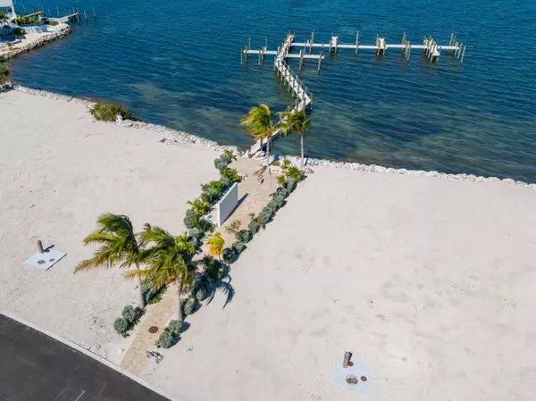 Marathon, FL 33050,990 41st Street Gulf #7