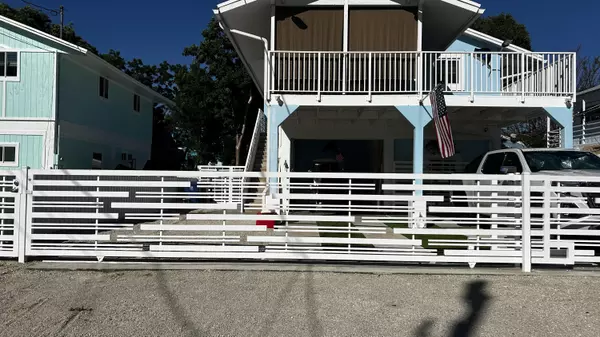 Key Largo, FL 33037,423 Mahogany Avenue