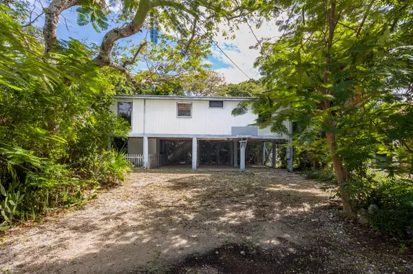 Marathon, FL 33050,347 Guava Avenue