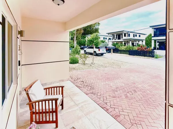 Key Largo, FL 33037,38 Coral Way