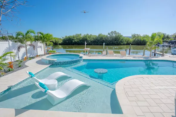 Marathon, FL 33050,398 70th St Gulf