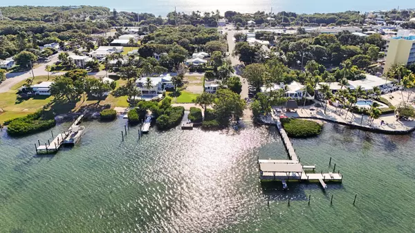 Tavernier, FL 33070,190 & 192 Harborview Drive