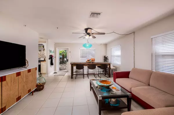 Tavernier, FL 33070,153 Apache Street