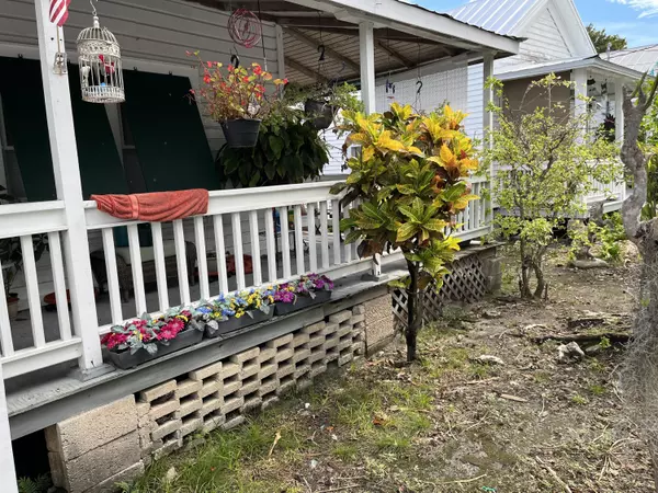 Key West, FL 33040,705 Chapman Lane