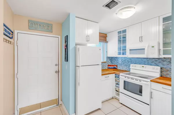 Key Largo, FL 33037,98422 Windward Avenue