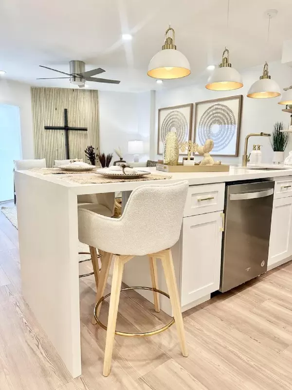 Tavernier, FL 33070,500 Burton Drive #2212