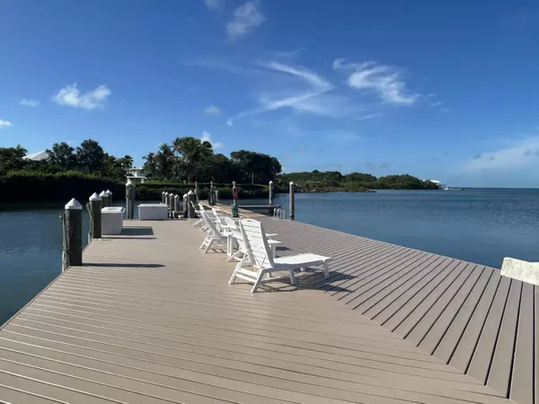 Tavernier, FL 33070,94220 Overseas Highway #6-D