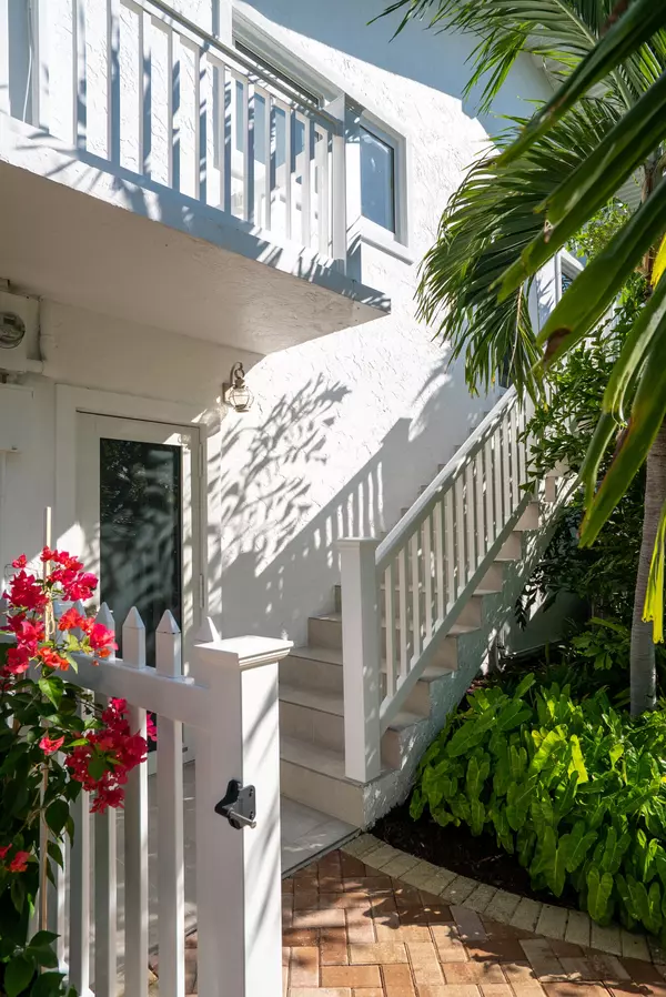 Tavernier, FL 33070,240 Mohawk Street