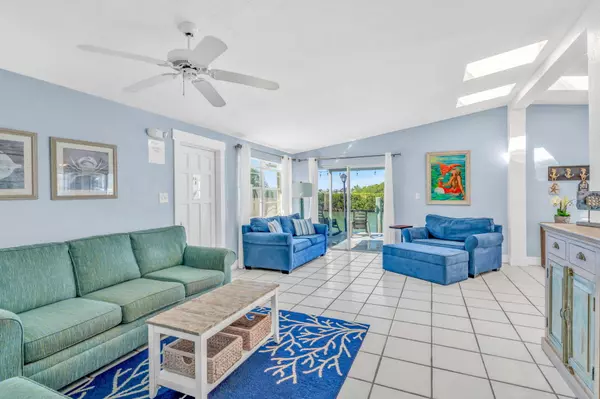 Key Colony, FL 33051,97 Coral Drive