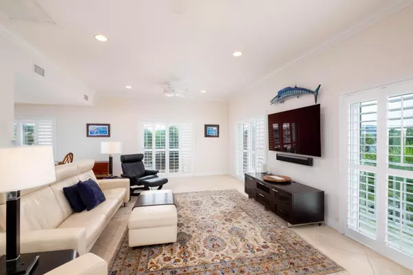 Islamorada, FL 33036,104 W Plaza Granada