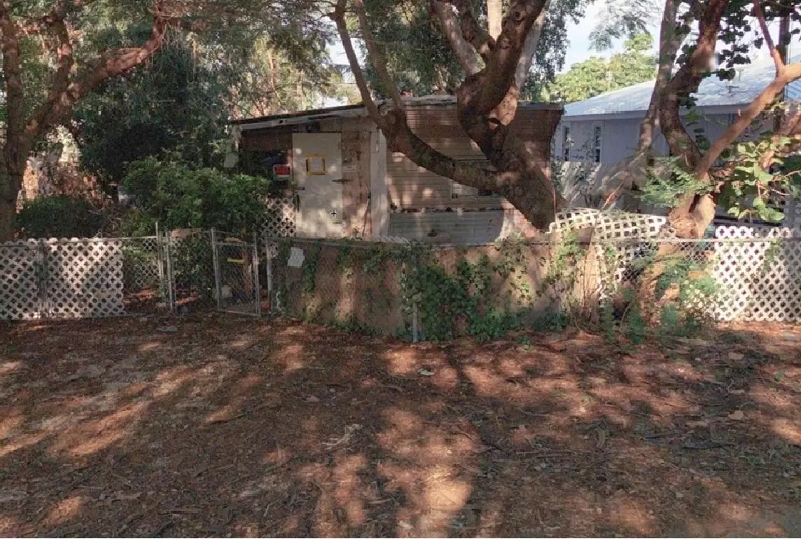 Key Largo, FL 33037,728 Largo Road