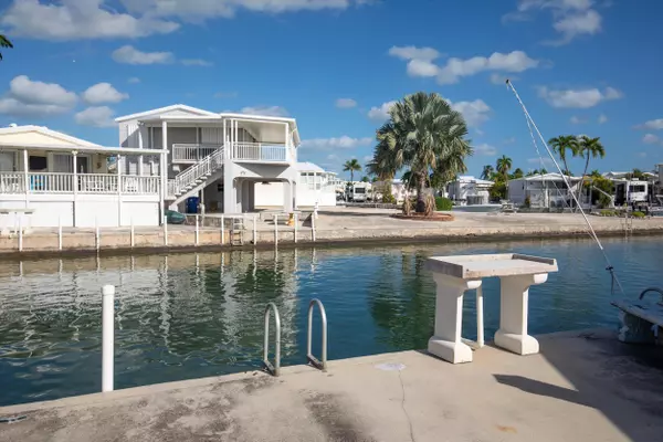 Cudjoe, FL 33042,701 Spanish Main Drive #551