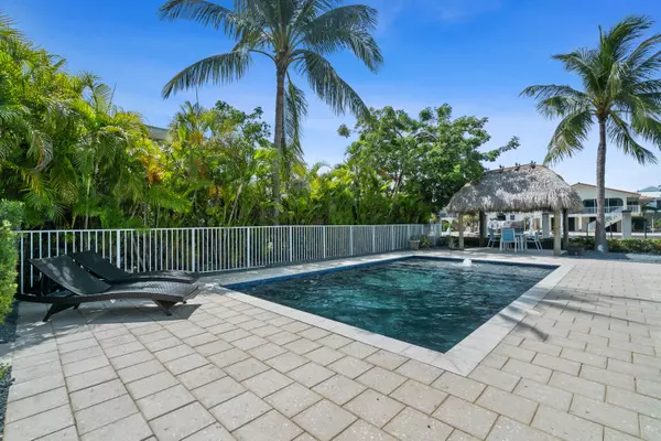 Duck, FL 33050,1100 S Indies Drive