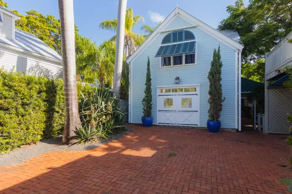 Key West, FL 33040,919-921 Thomas Street