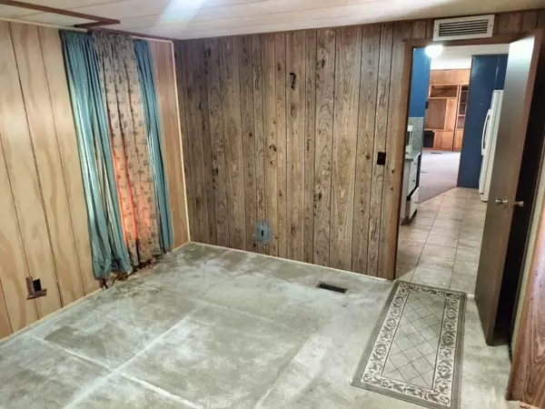 Key Largo, FL 33037,206 W 2Nd Court