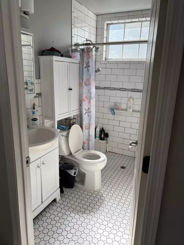 Key Largo, FL 33037,22 N End Road