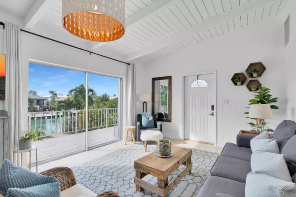 Duck, FL 33050,196 S Indies Drive