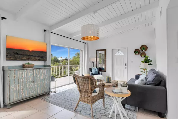 Duck, FL 33050,196 S Indies Drive