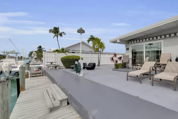 Key Colony, FL 33051,281 & 291 10th Street